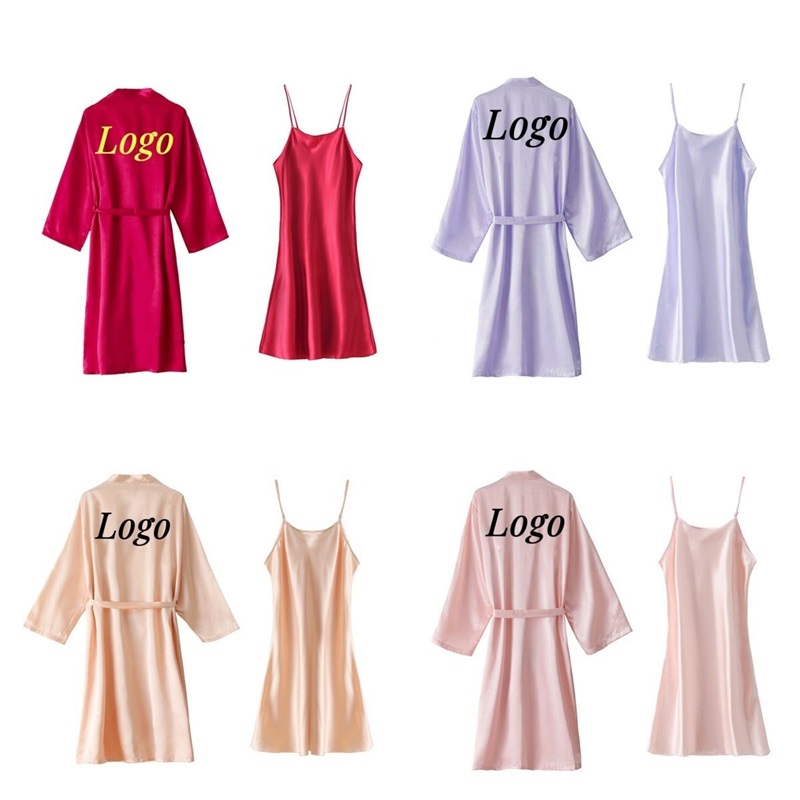 Satin Fraen Robe luxurious