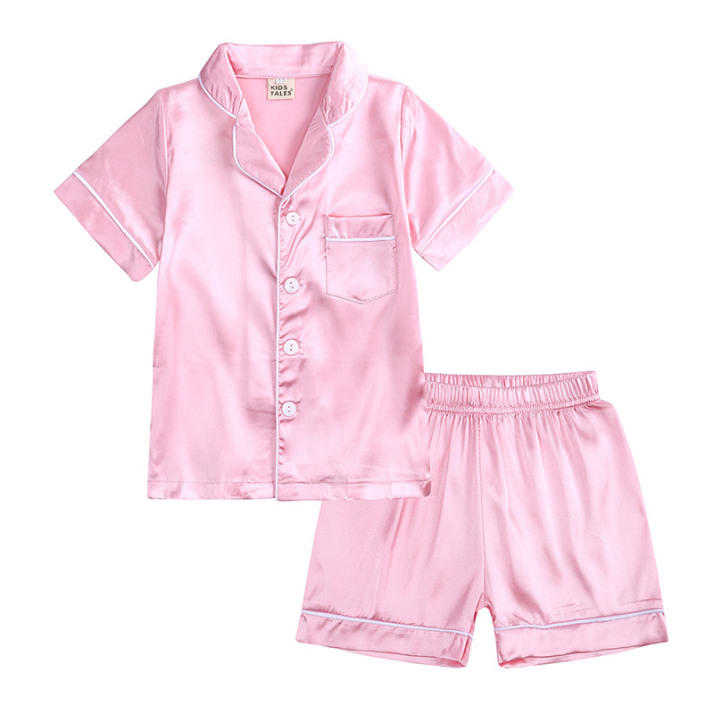Mëll Satin Kanner ‘kuerzer Hülse & Shorts Pajamas Set